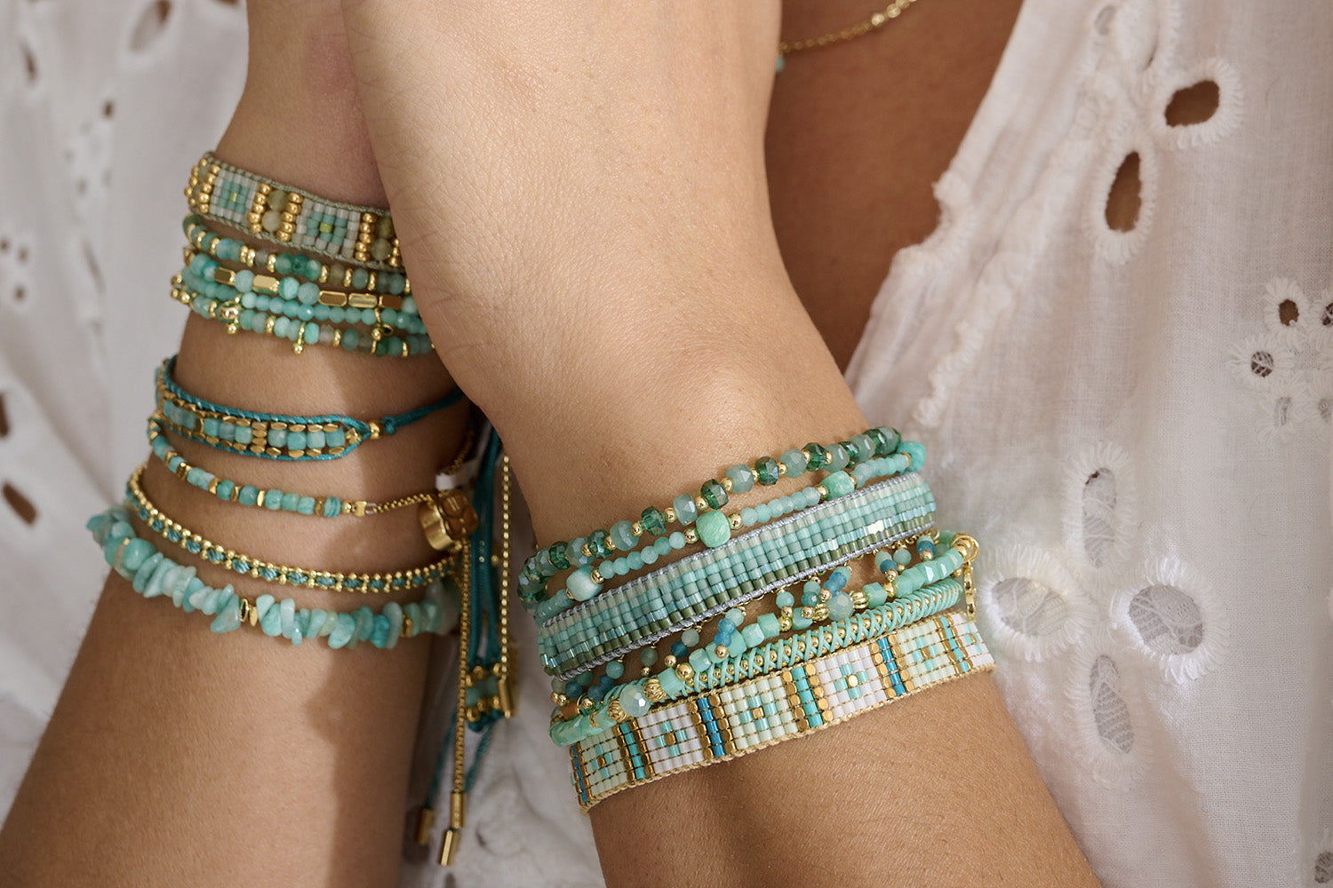 Aqua stacks for days! Stack them high and gleam with golden accents and fresh aqua tones. 