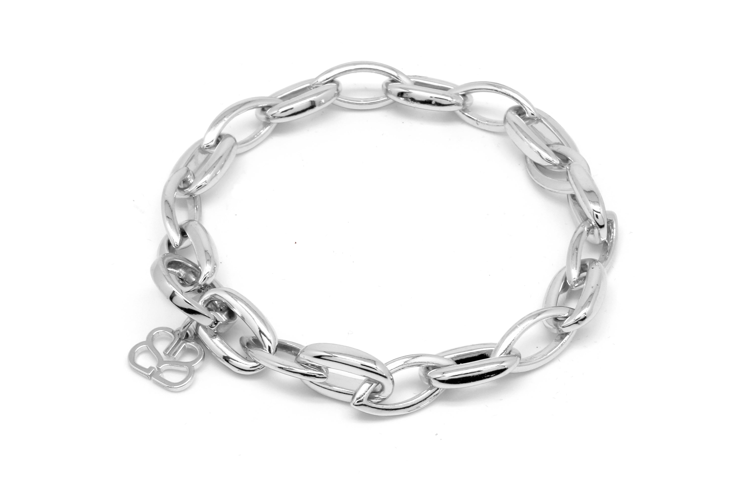 Dene Silver Chain Bracelet featuring oversized chunky links in a radiant sterling silver-plated finish with a sleek toggle clasp.